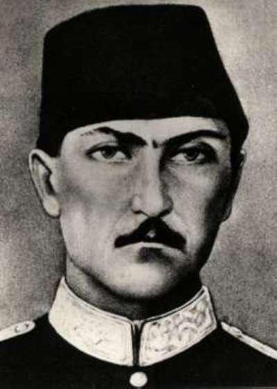 ANNESİ ZÜBEYDE HANIM BABASI ALİ RIZA EFENDİ ATATÜRK'ÜN ANNESİ ZÜBEYDE