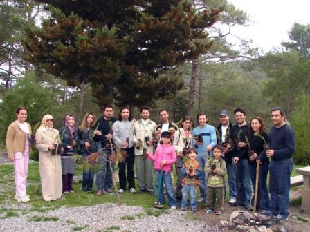 , dünyadaki tüm çevre dostu yaklaşımları takip etmekte, desteklemekte ve uygulama yolunda gayret göstermektedir.