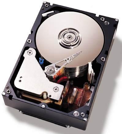 Sabit Disk (Harddisk, HDD) İşletim Sistemi de dahil olmak üzere tüm bilgilerin kalıcı olarak depolandığı aygıttır. Elektromekanik yapıdadır.