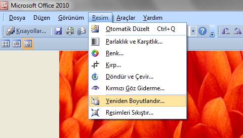 3. Ekranın sağında yeniden boyutlandırma ile ilgili ayarları yapabileceğiniz Yeniden Boyutlandır paneli açılacaktır. 4.