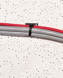 Kablo Bağları ve Kroşeler Standart Kablo Bağları 1.1 Q-tie serisinin özellikleri: 1. Hızlı ve kolay geçmesi için açık tasarımlı kafa. 2.