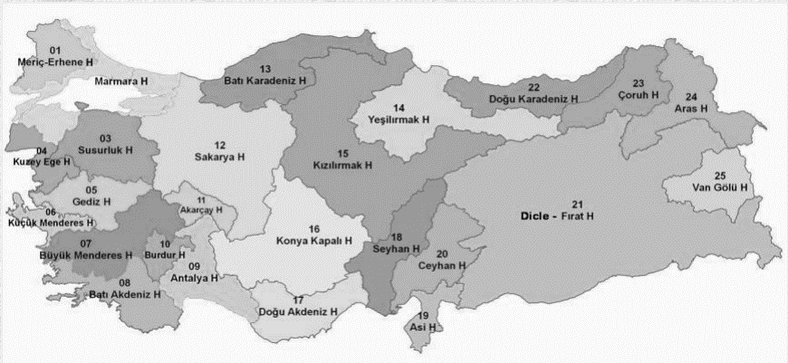 4. UYGULAMA Bu çalışmada, ülkemizin önemli akarsu havzalarından birisi olan Akarçay Nehri pilot olarak seçilerek, çözünmüş oksijen değerinin diğer parametrelerle ilişkili olarak gelecekte alabileceği