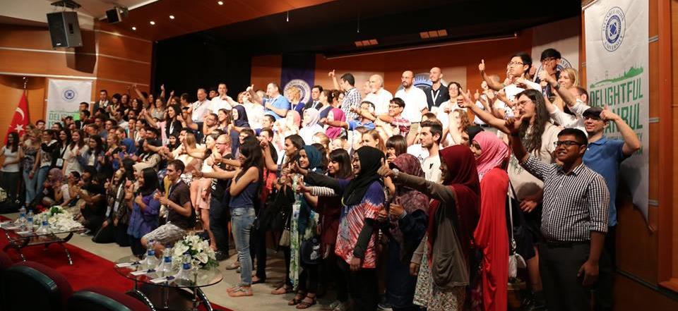 İAÜ, Delightful Istanbul ile rekora imza attı 3-15 Ağustos 2015 - İstanbul Aydın Üniversitesi nin gerçekleştirdiği Delightful İstanbul programı bu yıl 22 ülkeden 54 üniversitenin katılımıyla rekor