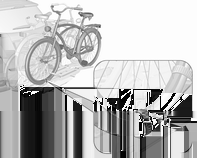 64 Eşya saklama ve bagaj bölümleri 2. Bisikleti yerleştirmeden önce pedalları daima uygun konuma getirin. İkinci bisikleti taşıyıcıya bağlamak için uzun montaj braketini kullanın. 3.