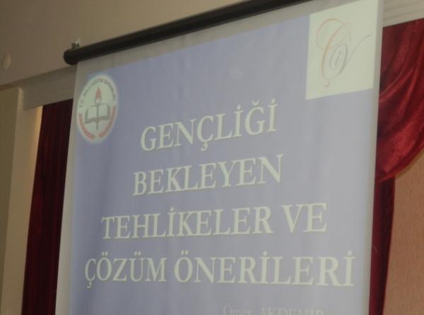 YÜREĞİR YÜREĞİR MELİKŞAH MELİKŞAH ANADOLU ANADOLU LİSESİ LİSESİ Nisan ve Mayıs Ayı Faaliyetleri 26.04.