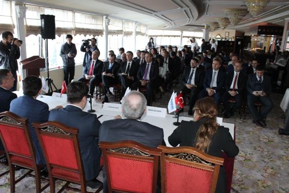 DTİK Balkanlar Komitesi ev sahipliğinde, Makedonya-Türkiye Ticaret Odası MATTO işbirliği ve DTİK İcra Komitesi Üyesi Berna İlter başkanlığında gerçekleştirilen DTİK Balkanlar Girişimci Toplantısı