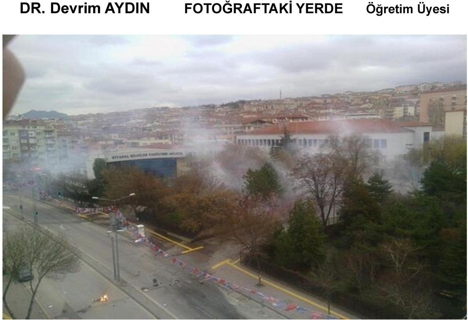 FOTOĞRAFTAKİ