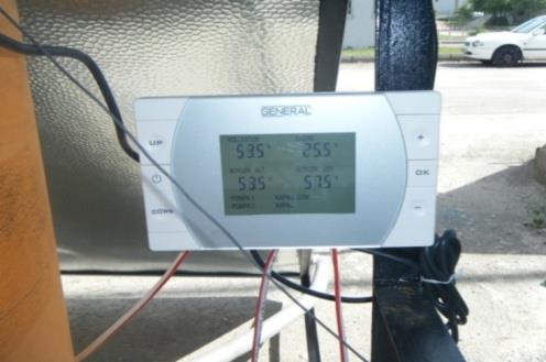 Sodyum Asetat Trihidratlı Güneş Enerjili Isıtma Sisteminin Performans Analizi 31 Şekil 4. Diferansiyel termostat Sistem üzerindeki dört noktadan sıcaklık ölçümleri yapılmıştır.