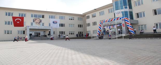 17. Göç ve Siyaset Araştırmalar Merkezi 18. Yurt Dışındaki Türkler ve Akraba Toplulukları Araştırma ve Uygulama Merkezi 19. Kariyer Planlama ve Girişimcilik Araştırma ve Uygulama Merkezi 20.