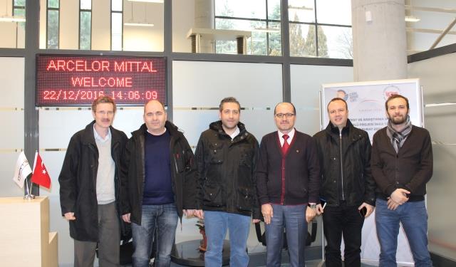 Günlük İhracat Rakamları: (TİM 23.12.2016) ArcelorMittal den Matil e Ziyaret: (www.matil.org 22.12.2016) 22.12.2016 tarihinde, 90 milyon tonu aşan üretimiyle dünyanın en büyük çelik üreticisi olan ArcelorMittal firmasından Matil e bir ziyaret gerçekleştirildi.