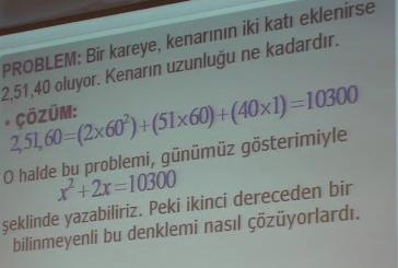 Ne işe yarayacak? Bakın adam çarpmayı nasıl tanımlıyor? X çarpı y diyor bunun toplamının karesiyle bunun toplamının karesini işte 4 te 1 iyle.