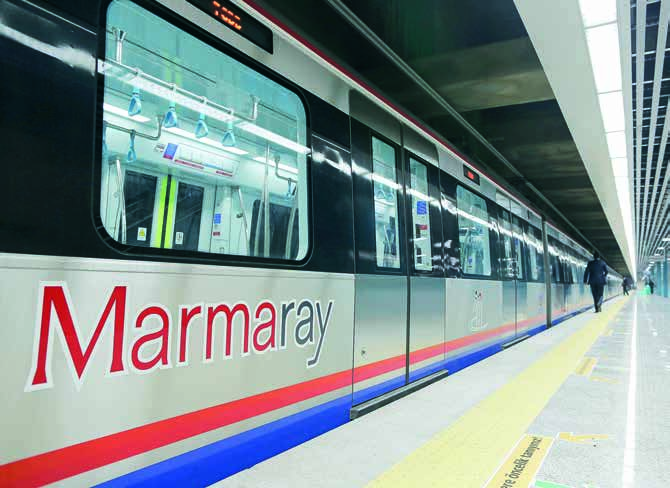 KAPAK İKİ KITAYI DENİZ ALTINDAN BİRLEŞTİRDİ: MARMARAY Marmaray ın ilk etabı Cumhuriyet in 90 ıncı kuruluş yıldönümü olan 29 Ekim 2013 tarihinde hizmete girdi.