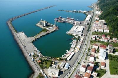 Hopa Limanı 1972 yılında yapımı tamamlanmış ve hizmete açılmıştır.