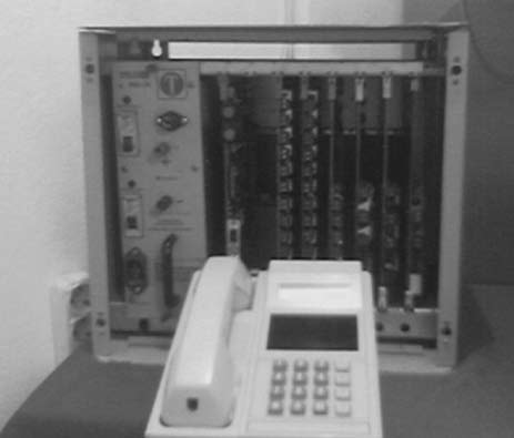 Santral Bölümü 225 Santral (switchboard), işletme içi (dahili) ve dışı (harici) iletişimin sağlandığı, ön büro müdürlüğüne bağlı bölümdür.