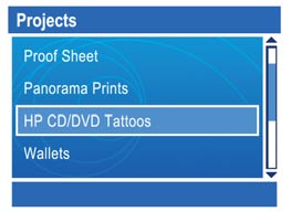 Print a CD label Wydrukuj etykiet na dysk CD CD etiketi yazdırın CD d. e. a. Remove the photo paper cassette from the paper tray and return it to the storage area. b. Insert the memory card. c. Press the Photosmart Express button on the device.