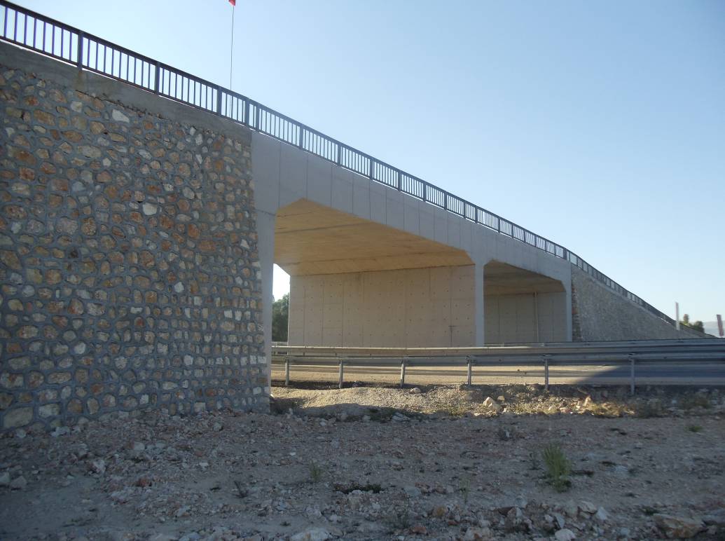 7. SAHA ÖLÇÜMLERİ Eylül, 2010 tarihinde projelendirilmesi gerçekleştirilmiş olan Uşak Afyon Devlet Yolu (Antalya Ayrım 2.
