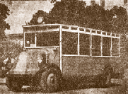 Otobüsle ilk sefer Dört aylık bir tecrübe sürecinden sonra nihayet ilk otobüslerimiz Renault-Scémiaların, 21 Ekim 1927 Cuma günü sabahından itibaren haritada görülen hat boyunca,