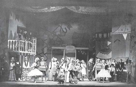 53 Melihac Gille nin Manon operası olmuştur. Şengezer bu operanın yalnız kostümlerini çizmiştir. (Resim 54, Don Kişot, 1976) (Resim 55 Petruşka 1976) 1977 yılında sadece bir oyunun dekorunu yapmıştır.