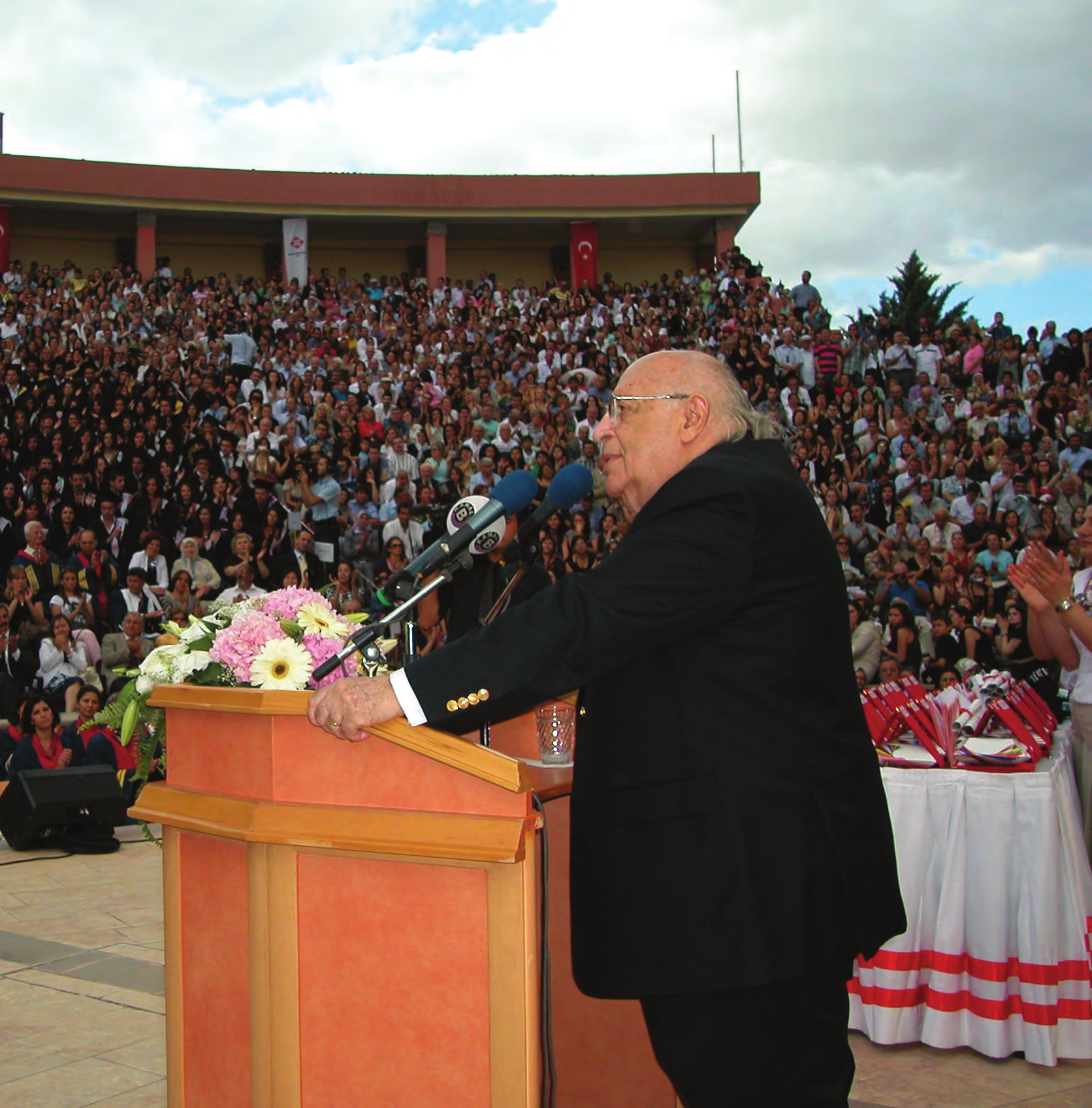 Prof. Dr. Mehmet Haberal 9.