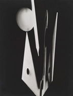 Görsel 7: Man Ray, Rayogram, Jelatin gümüş baskı, 23.9 x 29.9 cm, 1922 (http://www.moma.org/collection/works/46405?