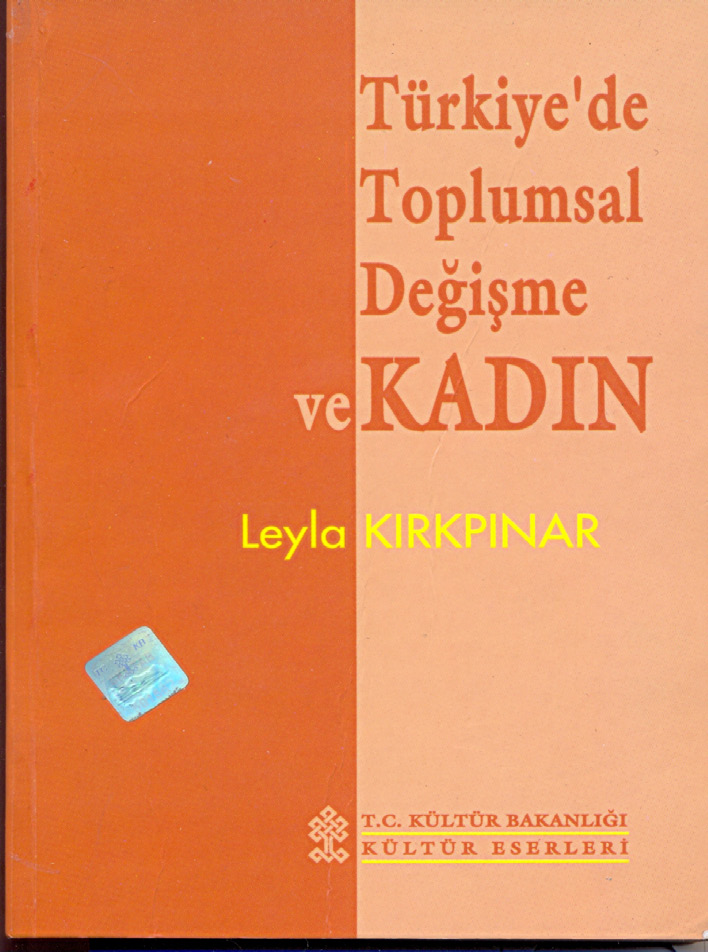 Alev GÖZCÜ Öznesi kadın olan çalışmalar, geçen zamanla birlikte kitapçı raflarını daha çok doldurmaya başladı.