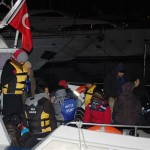 BULDU Bodrum dan, Yunanistan ın Kos adasına kaçmak isteyen 16 Suriyeli kaçak göçmen sahil güvenlik ekipleri tarafından yakalandı.