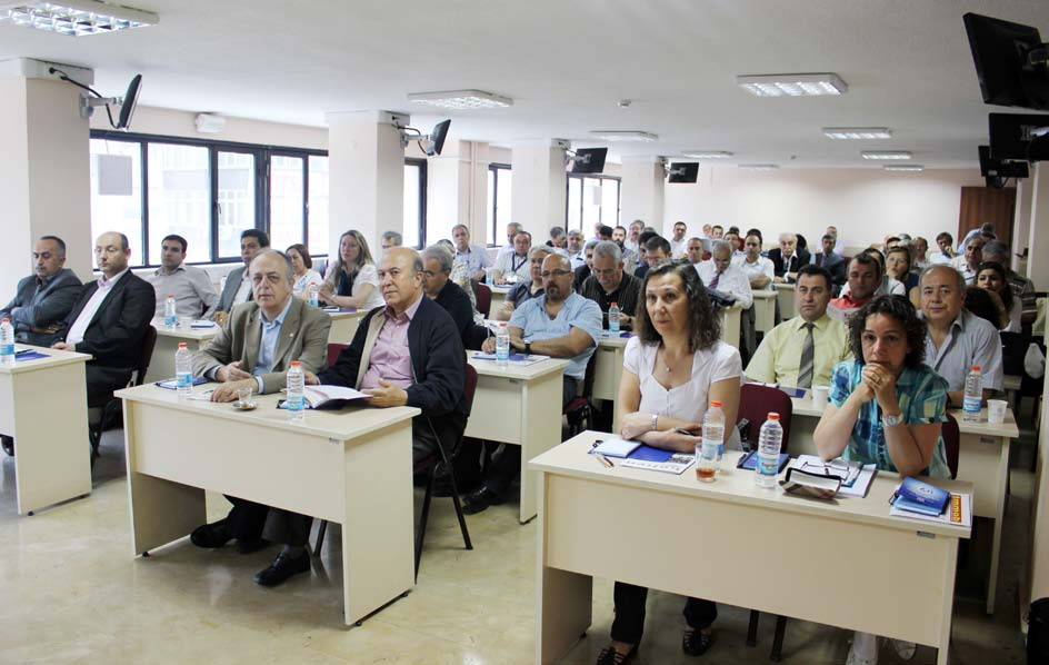 BÖLÜM 3. ODA TOPLANTILARI 3.1 Oda Yönetim Kurulu Toplantıları TMMOB Makina Mühendisleri Odası 44.