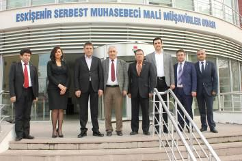 25 Şubat 2016 tarihinde Eskişehir Vergi Dairesi Başkan Vekili Hüseyin ACAR, Grup Müdürleri Vergi Haftası Etkinlikleri kapsamında Odamızı ziyaret etmiştir.