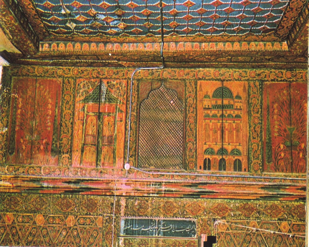 Cami tasviri ele alındığında yapının bütün ögelerini bir cephe üzerinden göstermeye çalışan sanatçının bu resmi geleneksel Osmanlı resim anlayışıyla yaptığı anlaşılmaktadır.