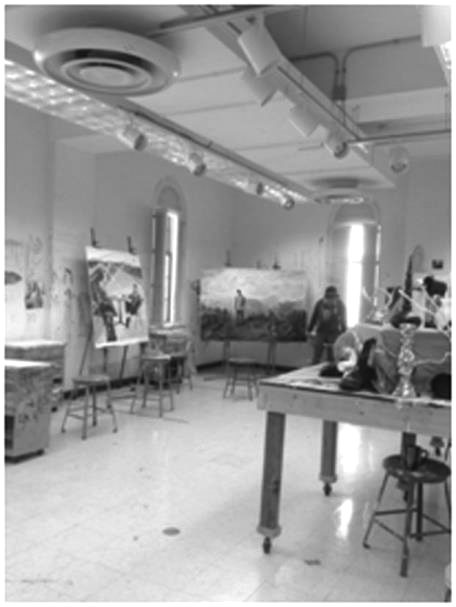 71 Amerika Oklahoma State Üniversitesi, Sanat, Grafik Tasarım ve Sanat Tarihi Bölümü Örneği nde, Resim Atölye Derslerinin İncelenmesi yazma ve özgeçmiş hazırlama gibi becerileri edinebilmektedirler.