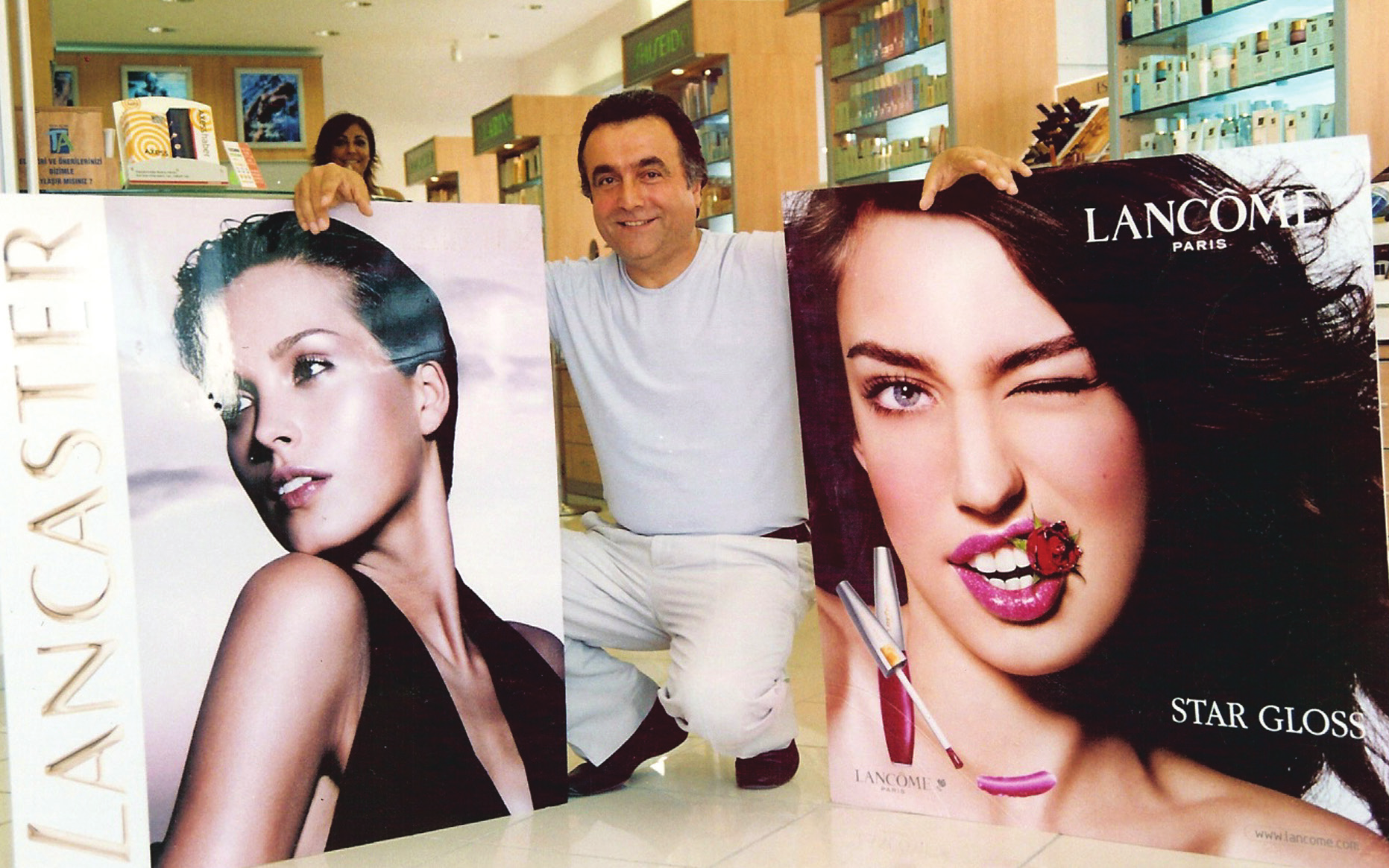 Tekin Acar Cosmetics, 2009, 2010 ve 2012 yıllarında AYD - Alışveriş Merkezi Yatırımcıları Derneği ve GfK Türkiye işbirliğiyle yapılan pazar araştırmasında Kişisel