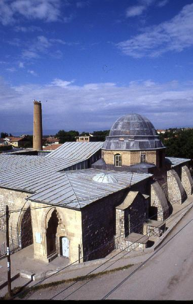 Malatya Ulu Camisi (Battalgazi) Malatya nın yaklaşık 8 km kuzeyinde Eski Malatya da bulunan Ulu Cami VII Yüzyılda Araplar tarafından yaptırılmıştır Bu yapı yıkılmış, ve kitabesinden öğrenildiğine