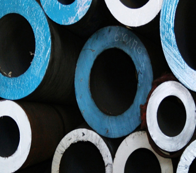 Çelik çekme boru ÇELİK ÇEKME BORU Dikişsiz çelik çekme borular, ısıtılmış (fırınlanmış) kütüğün haddelenmesiyle üretilir.