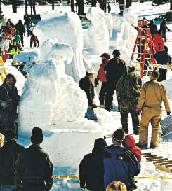 "Yaflas n, Kar Ya yor!" kahramanlar ve hatta bir kale bile. Dünyanın çeşitli yerlerinde, kardan ve buzdan heykeller yapan birçok sanatçı var.