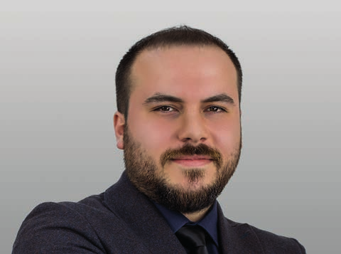 Corporate Communications Corporate Communication Specialist Mithat serhat ÖZTÜRK PERSUASION IN COMMUNICATIONS AND PRESENTATIONS Human relationships and presentations are very important in our