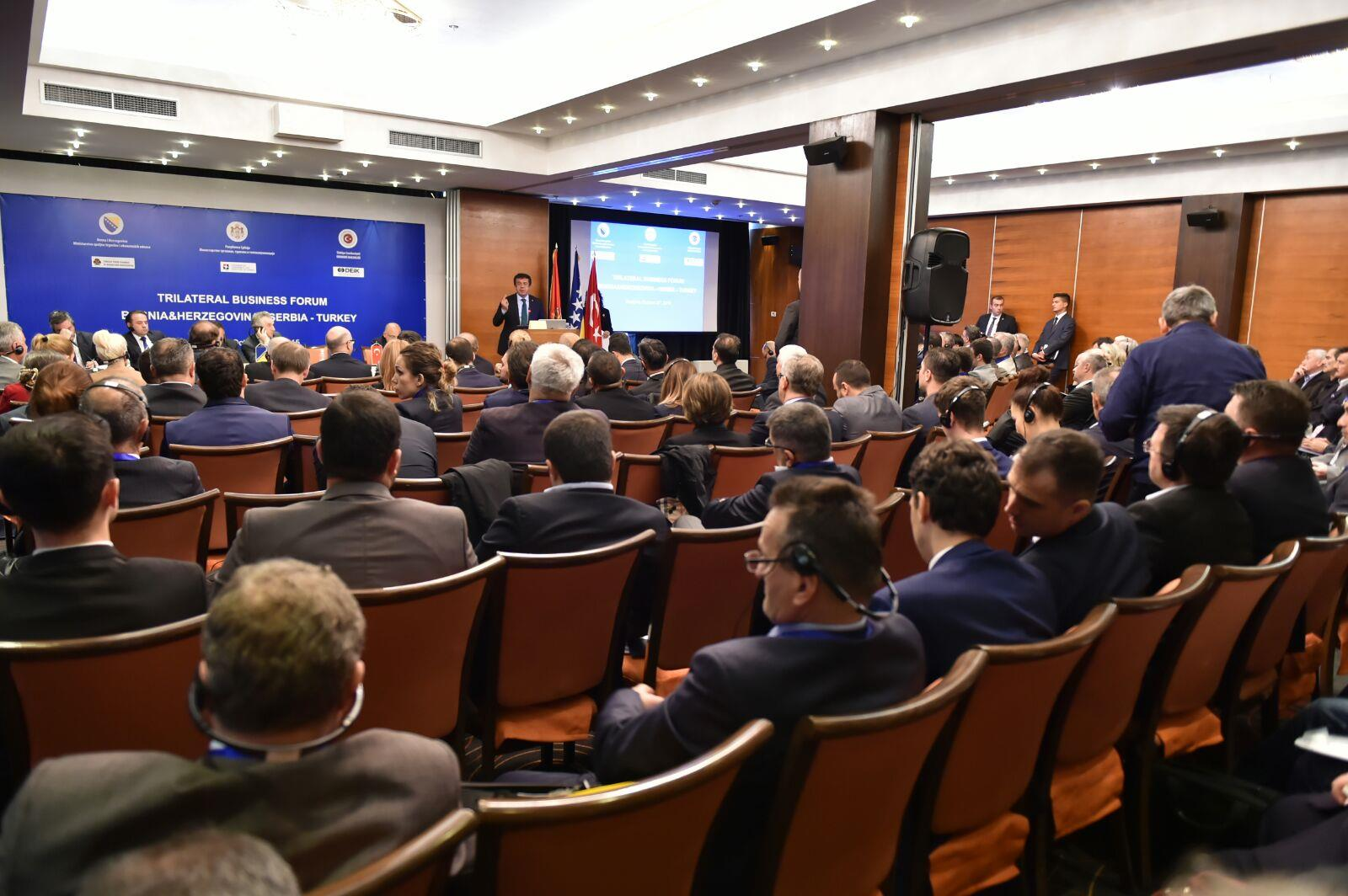 Sonuç Raporu: Türkiye-Bosna Hersek-Sırbistan Üçlü İş Forumu, üç ülke arasındaki ekonomik işbirliğini arttırma amacıyla kurulan Üçlü Ticaret Komitesinin çalışmaları sonucunda ilk olarak Saraybosna da