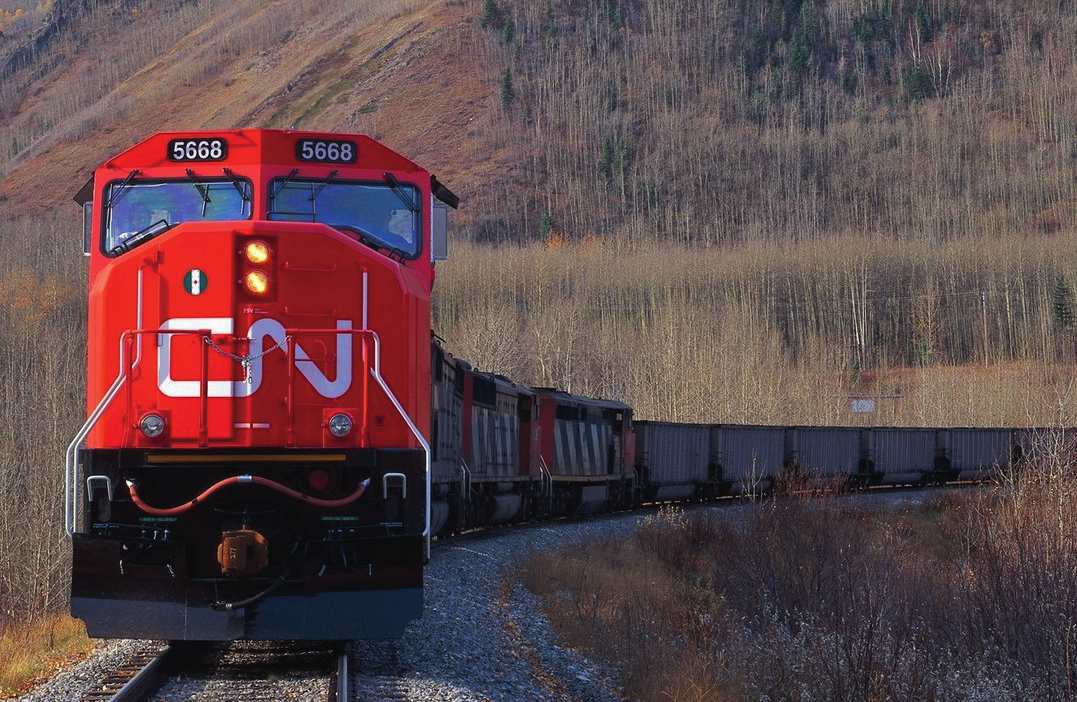 ÇİN DEN İNGİLTERE YE TREN YOLA ÇIKTI Dünya ekonomisinde yaşanan yavaşlamaya rağmen, bu yılın başında projelerin çoğu önceki planlara göre uygulanmaya devam etmektedir.