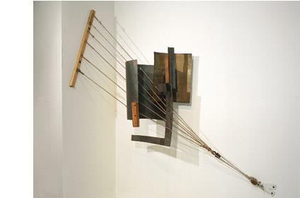 26 Resim 1.9. Vladimir Tatlin, Corner Counter-relief, 1914,Iron, copper, wood, and strings. 71 x 118 cm,state Russian Museum, St.
