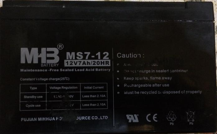 Güneş paneli Çizelge 4 Tasarıda kullanılan panelin özellikleri Modül Tipi SL010-12P Pik Gücü 10W Açık Devre Gerilimi 21,6V Kısa Devre Akımı (I SR) 0,61A Pik Gerilimi 18V Pik Akımı 0,56A Maksimum