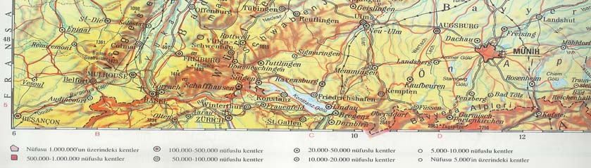 üç kilometre uzaklıkta; 827 m yüksekliğindeki Büyük Kronberg Dağı nın