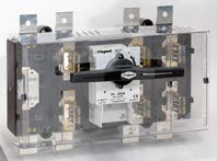 SPX - SPX-D NH sigortalı yük ayırıcılar 160-630 A NH SİGORTALI YÜK AYIRICILAR - SPX IEC- 60947-3 standartlarına uygundur. In (A) Ref. Amb. /Ad.