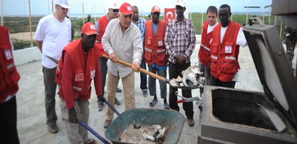 deneme amaçlı kemik yakılmasının yanı sıra Türk Kızılayı tarafından seçilen 2 personel ve 2 yerel personele eğitim verilmesi çalışmaları tamamlandı.