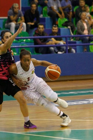 Kırçiçekleri Bodrum Basket 62-53 Yalova Vip Gençliği Yendi Türkiye Kadınlar Basketbol Ligi takımlarından Kırçiçeği Bodrum Basket Yalova Vip Gençliği takımı ile karşılaştı.