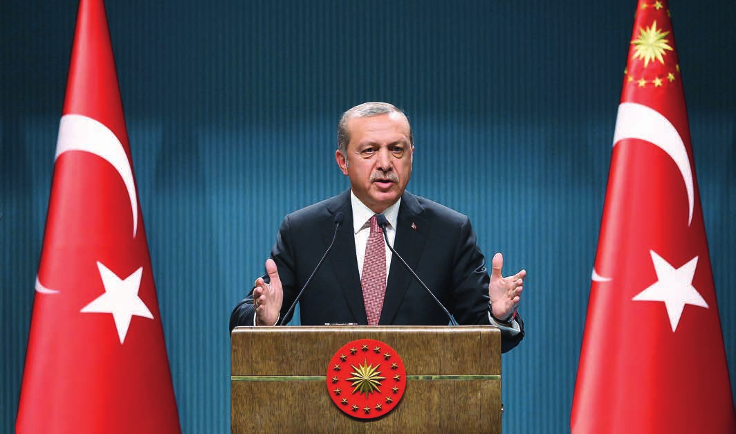 MALİ DİSİPLİNDEN TAVİZ VERİLMEYECEK Cumhurbaşkanı Recep Tayyip Erdoğan, Cumhurbaşkanlığı Külliyesinde yapılan MGK ve Bakanlar Kurulu toplantıları sonrasında yaptığı açıklamada mali disiplinden taviz