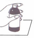 1. Sulandırmadan önce granülleri gevşetmek için şişeyi şekilde gördüğünüz gibi çalkalayınız. Kapağı ve şişenin ağzındaki membranı açınız.