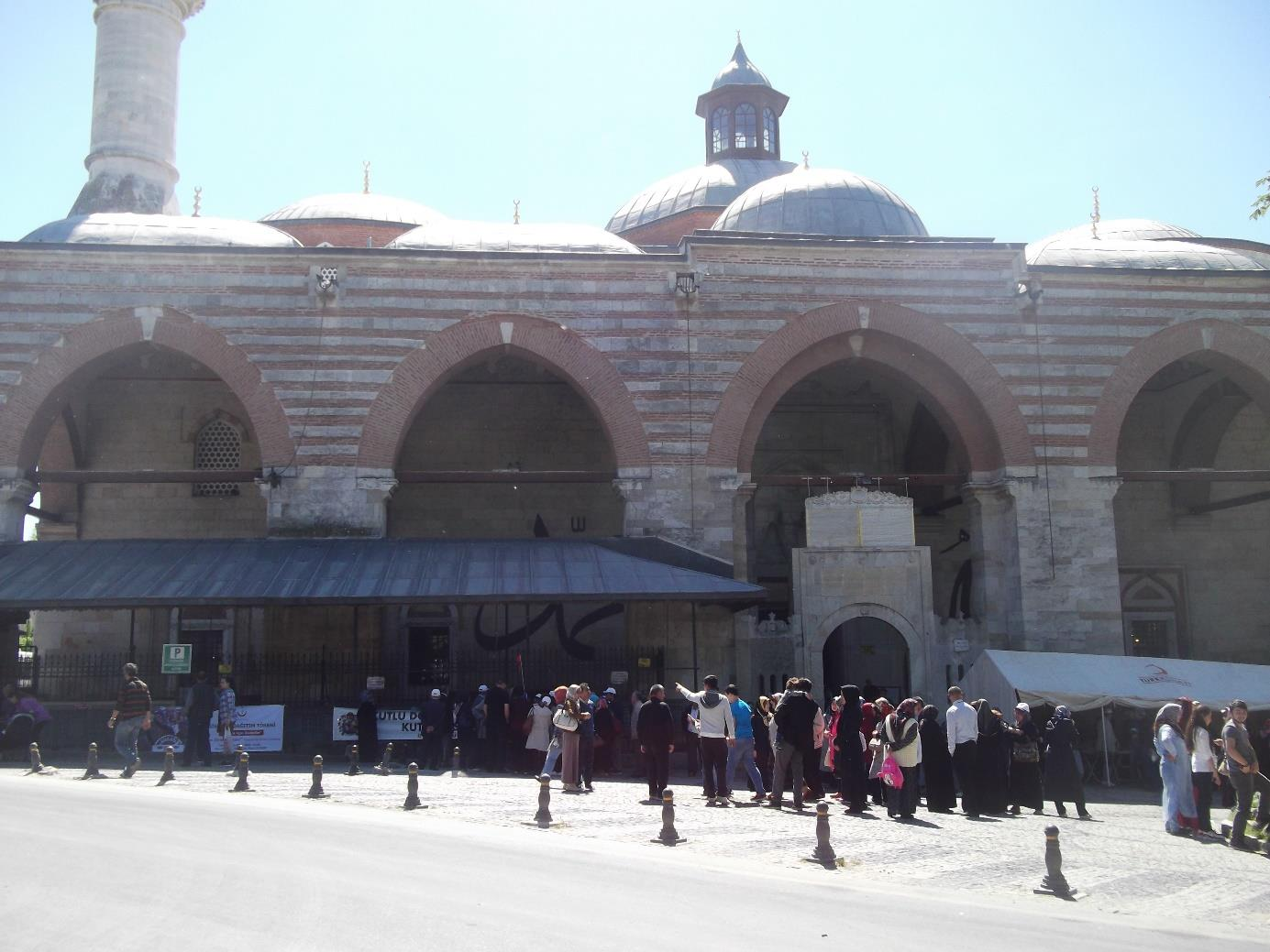 Eski Cami'nin yapıldığı dönem Osmanlı Tarihi açısından ilginç bir dönemdir.