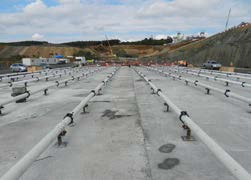 During the project, ve pompalama denemeleri pumpability of the concrete was Proje başlamadan önce yüksekliğe ve beton karışım dizay- continuously monitored by checking measuring the pressure in the