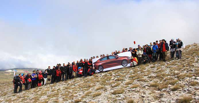 FAALİYETLER Tofaş çalışanlarının gönüllülük esasıyla oluşturdukları 15 kulüp ve 10 spor dalındaki takımlar faaliyetlerini aktif olarak sürdürmektedir.