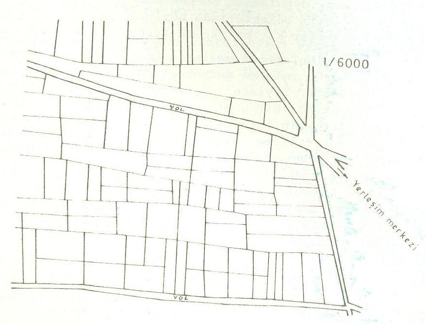 2.1. Arazi Parçalanması Herhangi bir tarım yerleşim birimi (köy) ele alındığında yerleşme merkezi, coğrafik ve topoğrafik yapıya göre değişmekte olup, tarım arazilerinin ortasında, bir kenarında veya