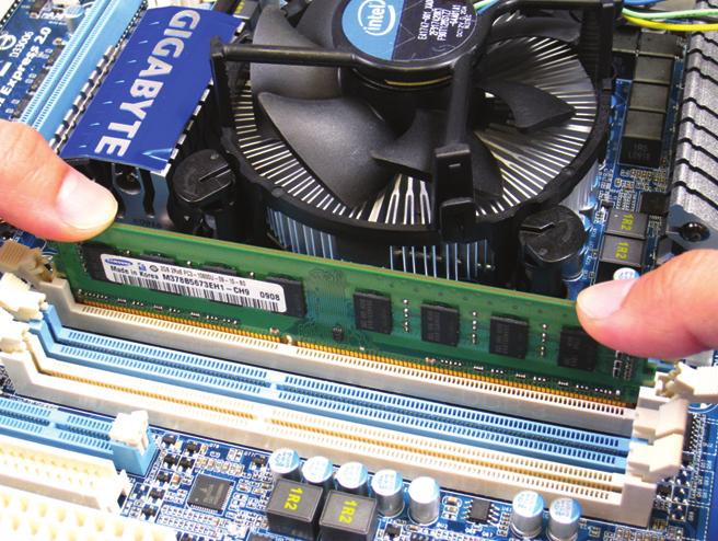 Çentik DDR3 DIMM DDR3 bellek modülünde, sadece bir yönde takılabilmesini sağlayan bir çentik bulunmaktadır.